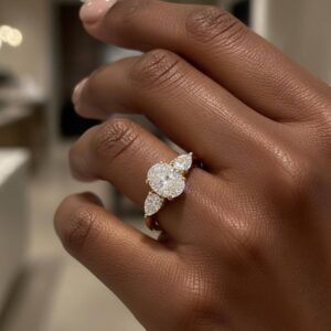 טבעת Three Stone מעוצבת