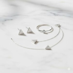 סט תכשיטים מט ומשולש - סטייל גיאומטרי