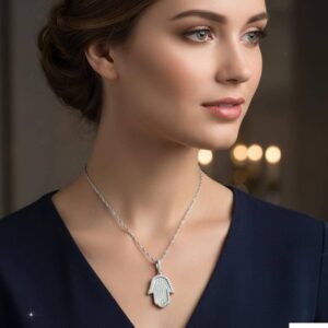 תליון חמסה משובץ